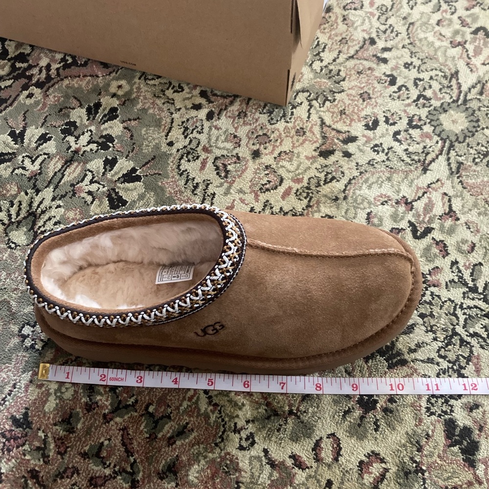 NIB Ugg Tasman Slipper — 8W - Picture 6 of 6